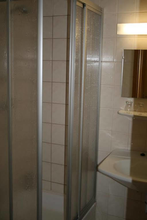 Landgasthof & Hotel Krone Eischleben Ichtershausen Luaran gambar