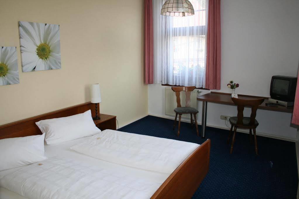 Landgasthof & Hotel Krone Eischleben Ichtershausen Luaran gambar